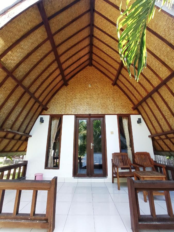 Follow The Rabbit Guest house *